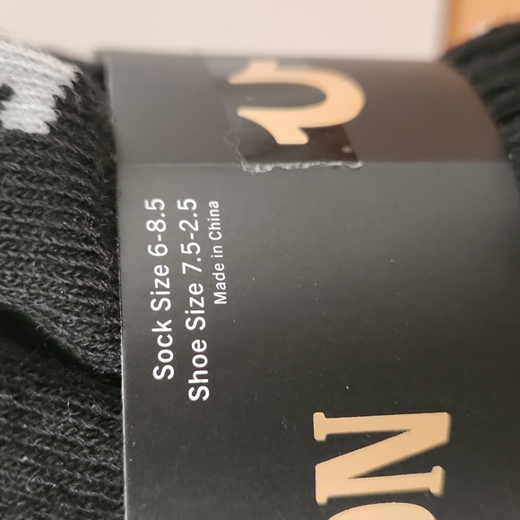 Boys True Religion Socks - Picture 3 of 4